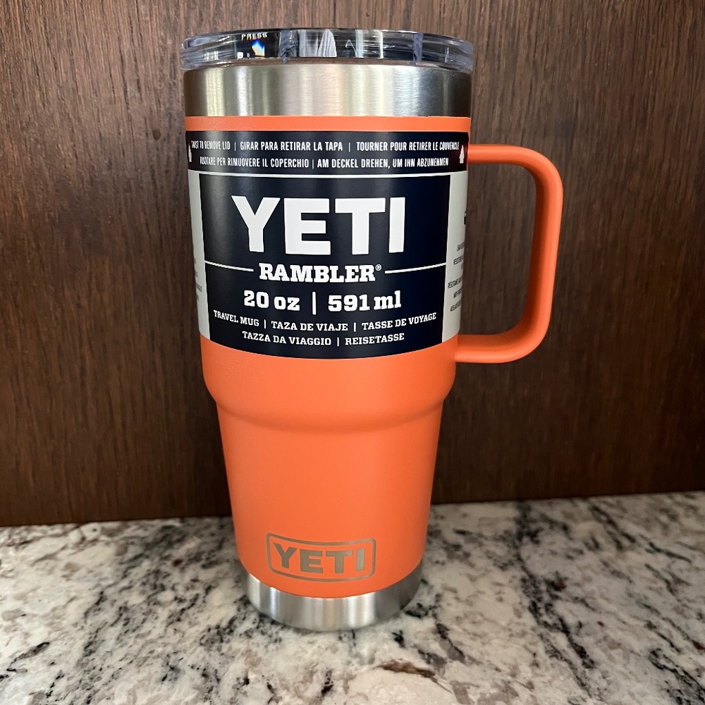 Yeti - Rambler 20 oz Travel Mug with StrongHold Lid - High Desert Clay